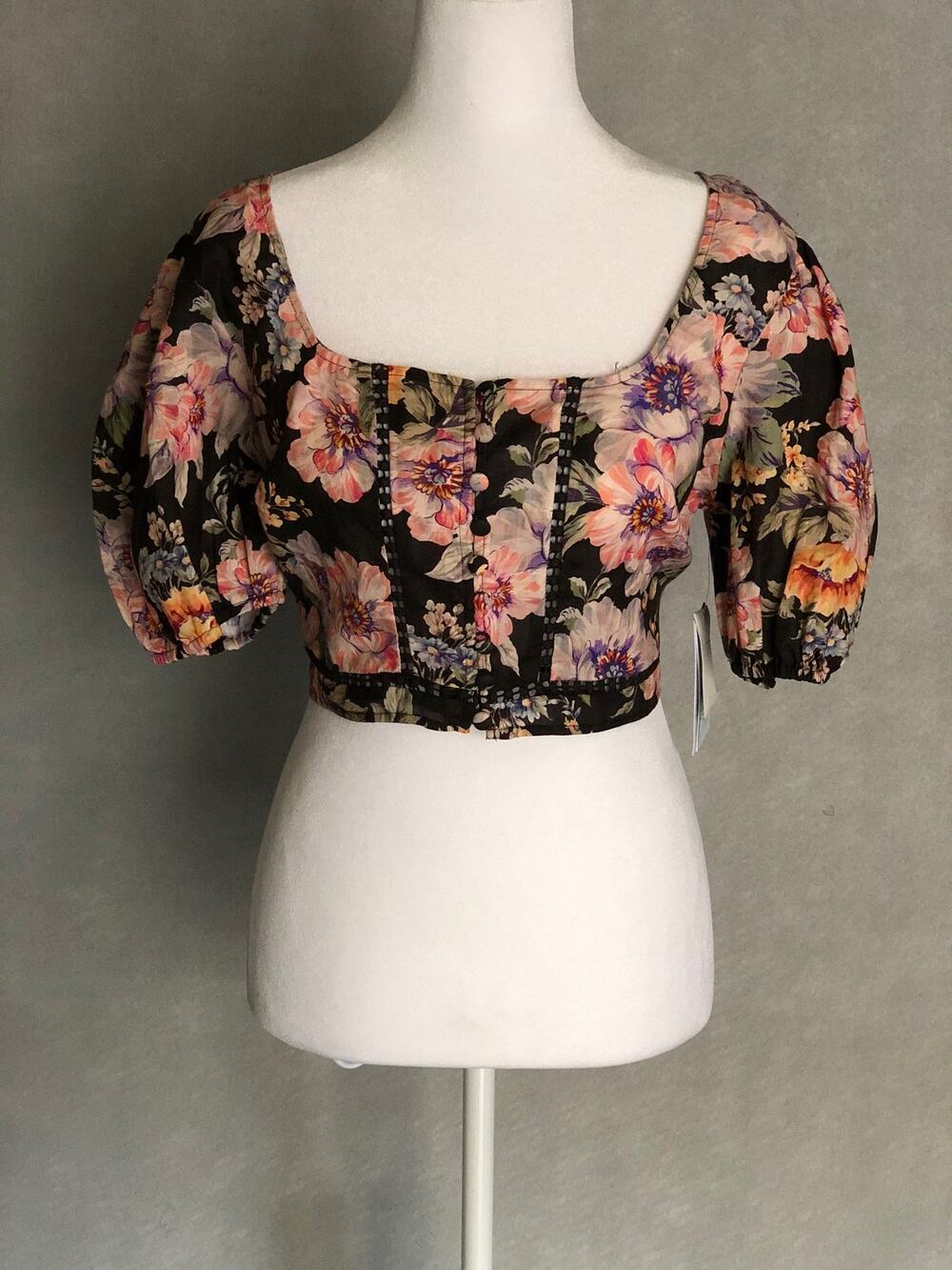 GUESS Cassandra Top Puff Sleeve Women's Size Small NEW